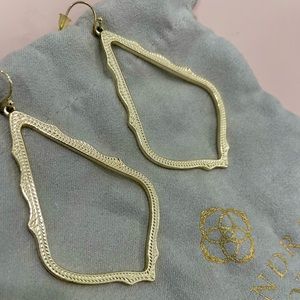 Used Kendra Scott Sophee Drop Earrings in gold